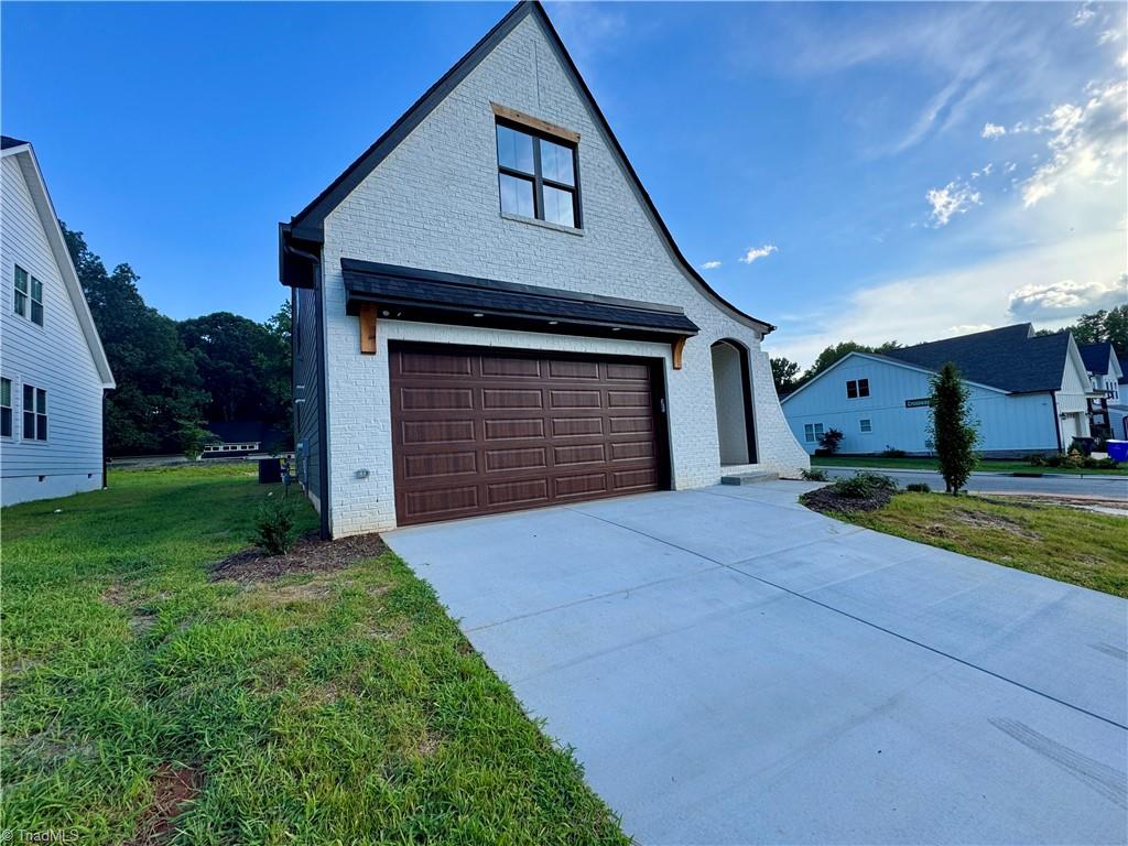 5918 Crossview Drive Property Photo 33