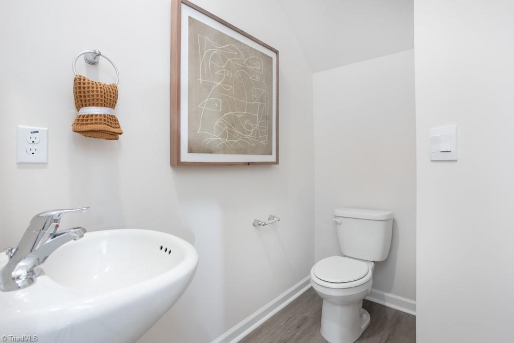 5512 Avery Drive Property Photo 10