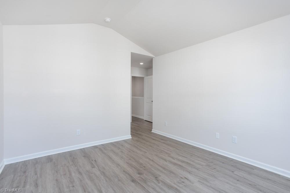 5512 Avery Drive Property Photo 12