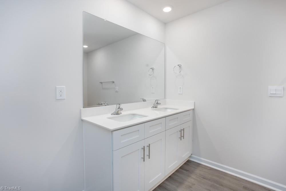 5512 Avery Drive Property Photo 14