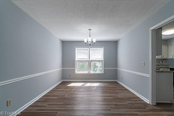 14 Hickory Knoll Court Property Photo 10