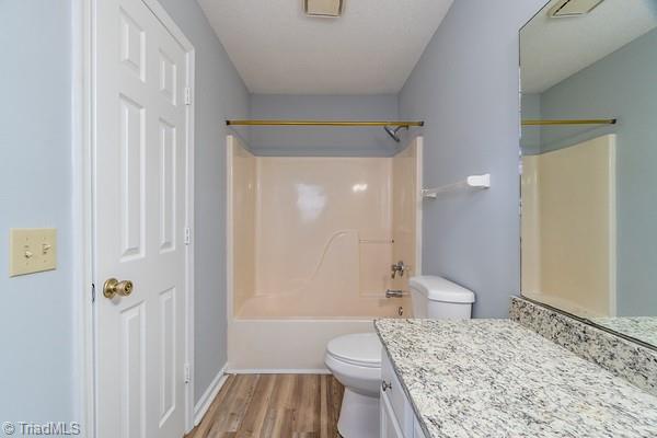 14 Hickory Knoll Court Property Photo 19