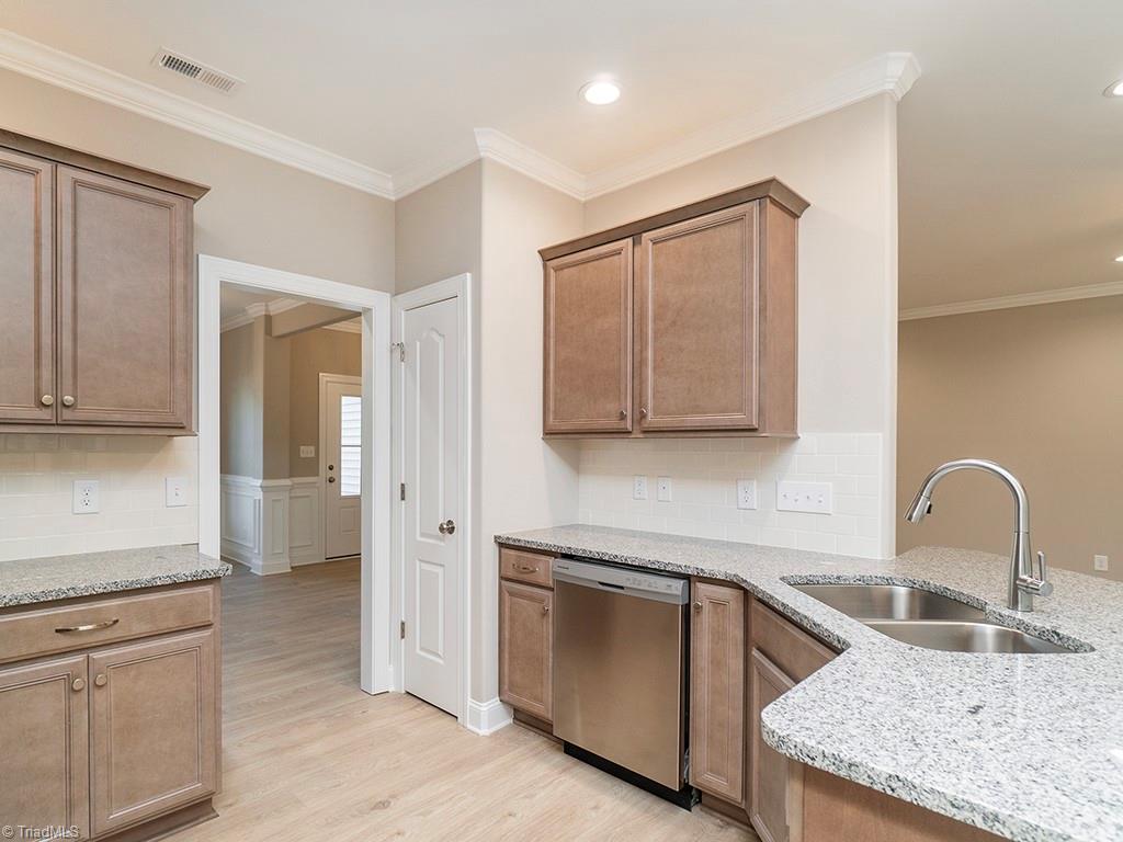 2074 Burch Bridge Road Property Photo 9