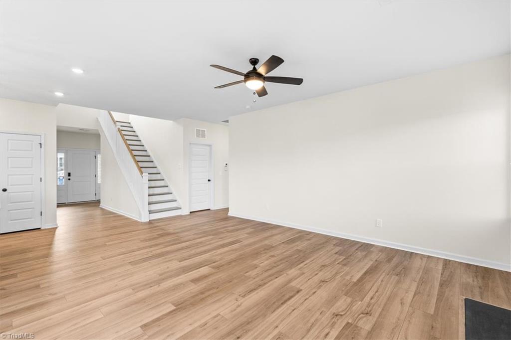 173 Moravian Court Property Photo 8