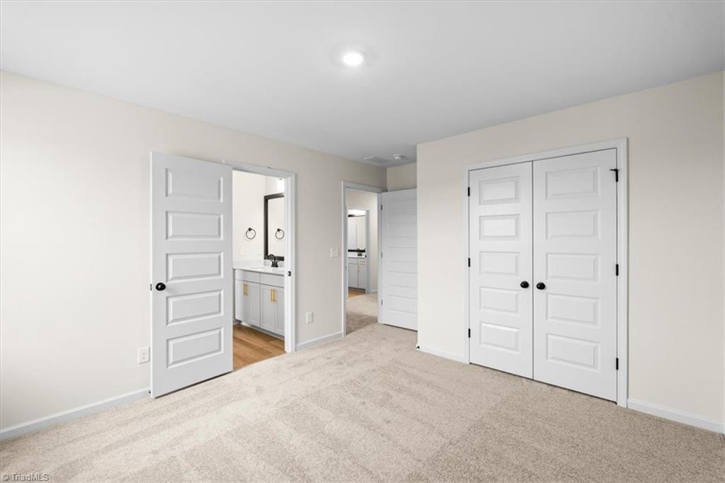 173 Moravian Court Property Photo 12