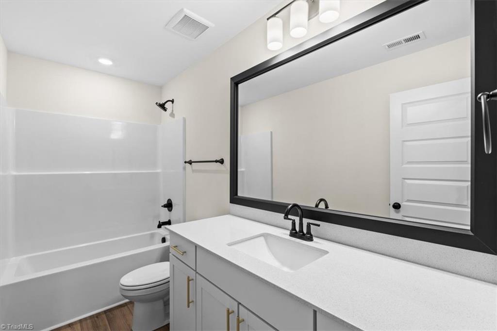 173 Moravian Court Property Photo 16