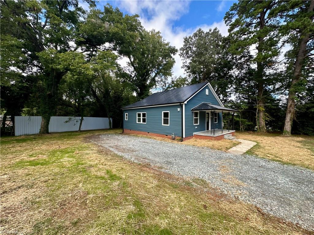 600 Townbranch Road Property Photo 2