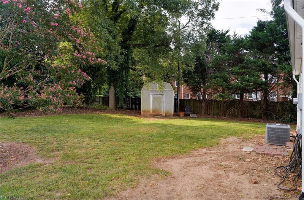 607 Maple Avenue Property Photo 5