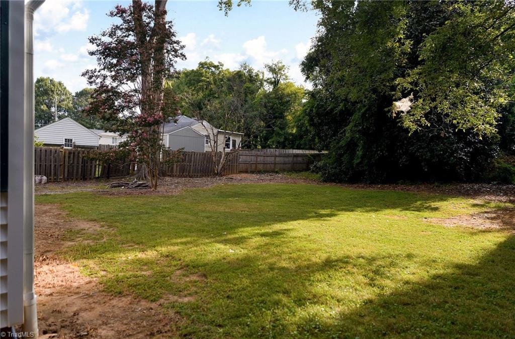 607 Maple Avenue Property Photo 6