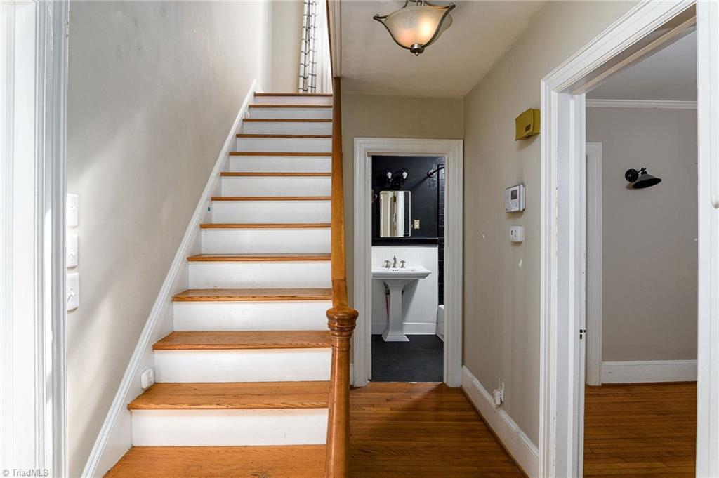 607 Maple Avenue Property Photo 32