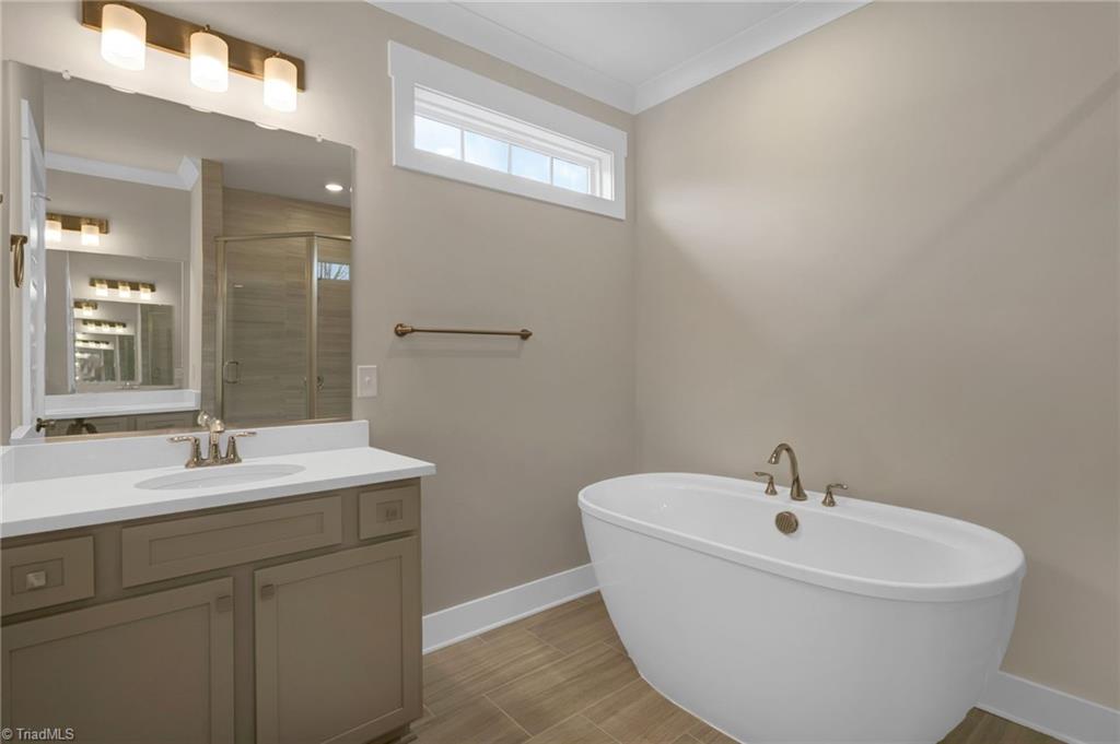 1125 Brookfield Drive Property Photo 24