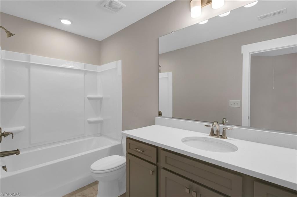 1125 Brookfield Drive Property Photo 33