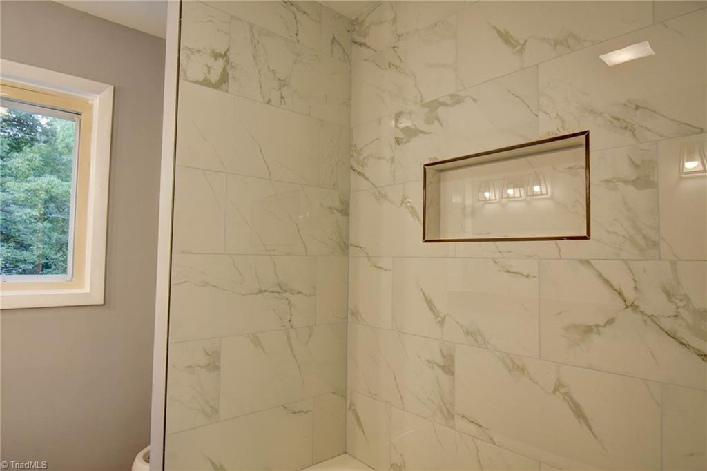 3422 Greenhill Drive Property Photo 18