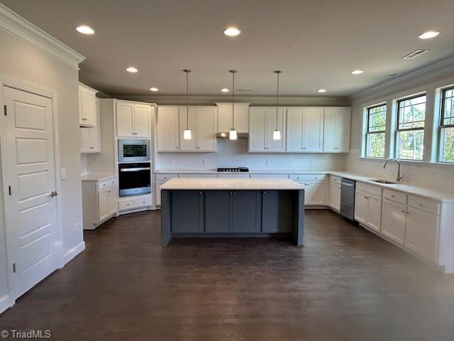 7898 Pine Forest Drive # 47 Property Photo 6