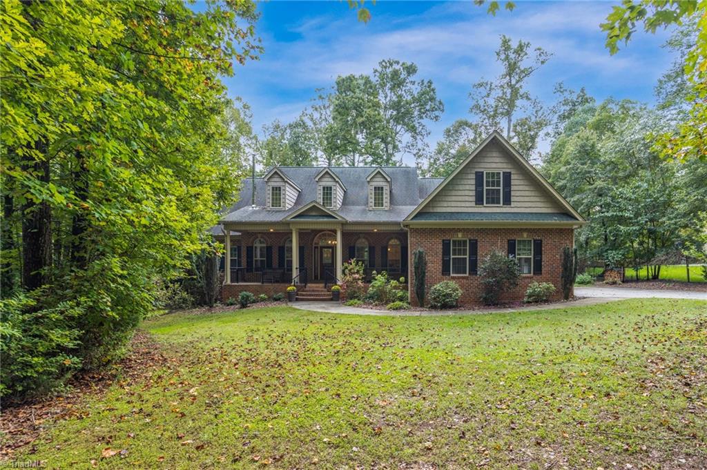 7710 Forest Haven Lane Property Photo 1