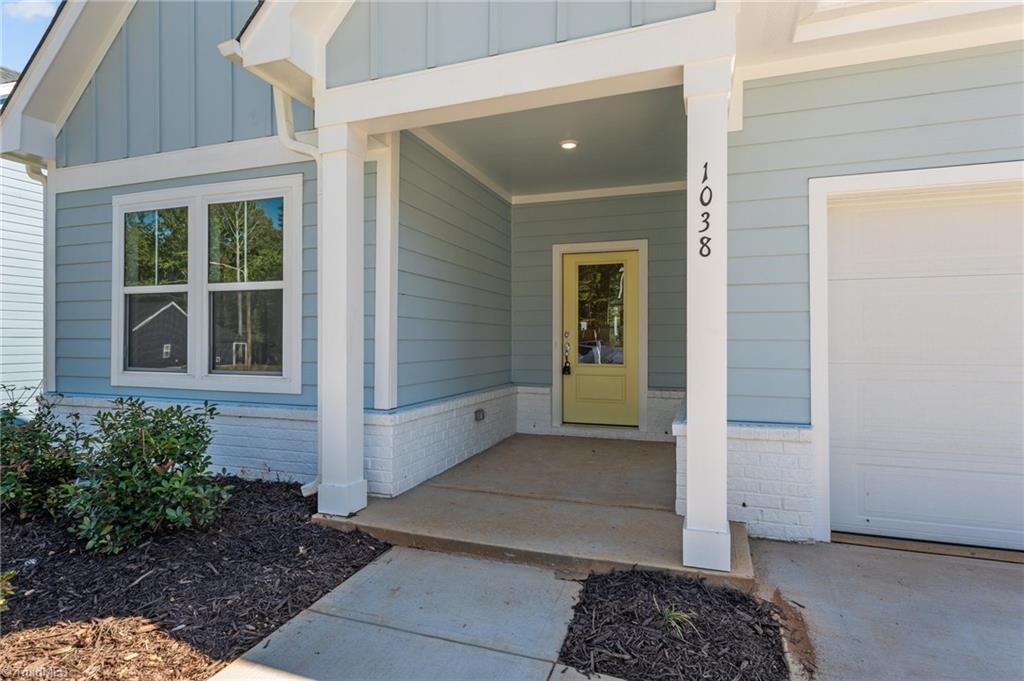 1038 Grey Flint Place Property Photo