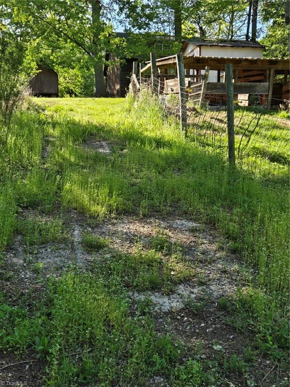 2001 Tot Hill Farm Road Property Photo 42