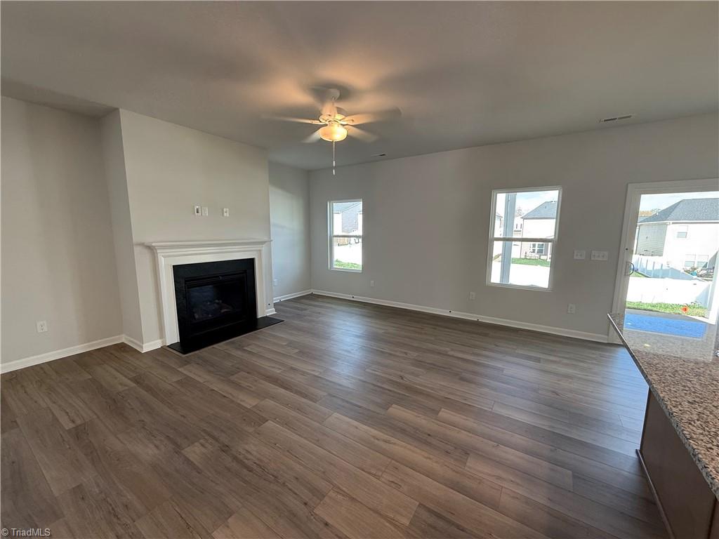 2557 Raspberry Hill Drive Property Photo 4