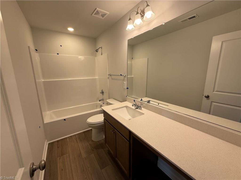 2557 Raspberry Hill Drive Property Photo 11