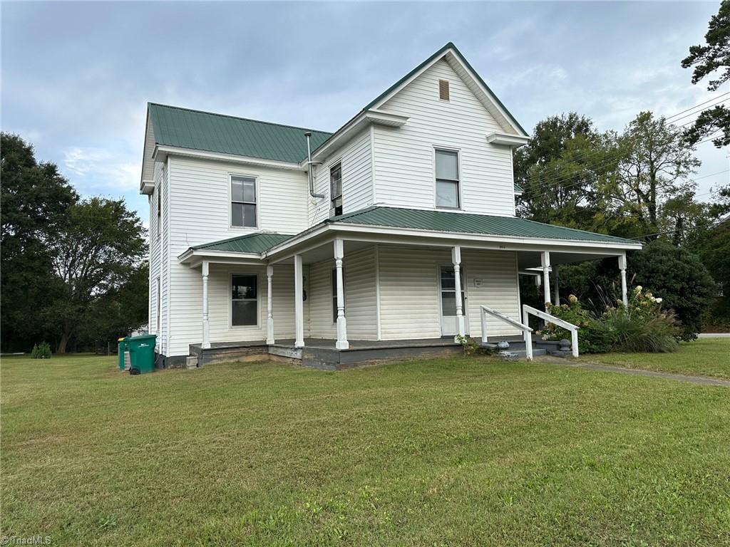 302 Dahl Street Property Photo 1
