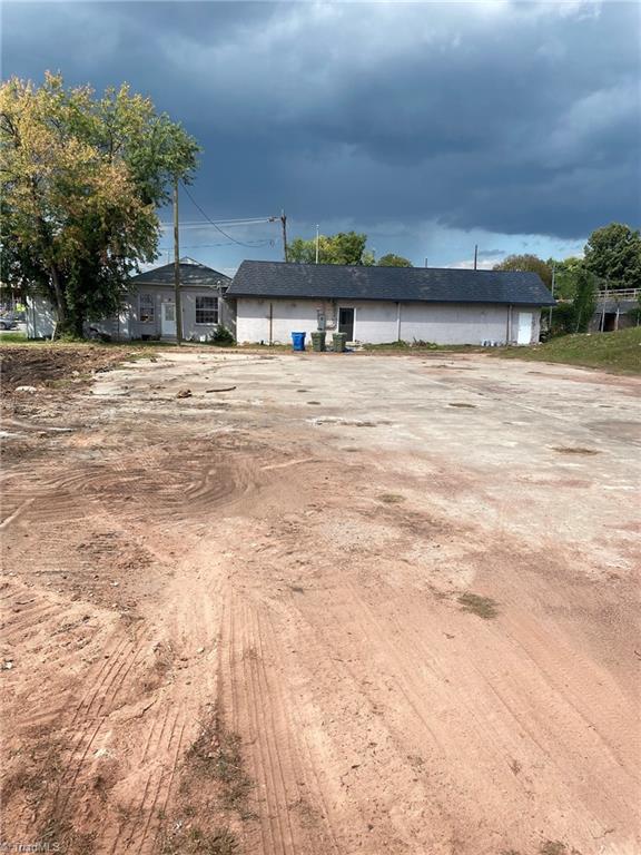 103 E Harrison Street Property Photo 8