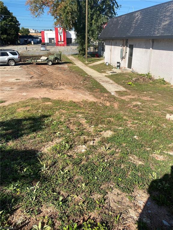 103 E Harrison Street Property Photo 17