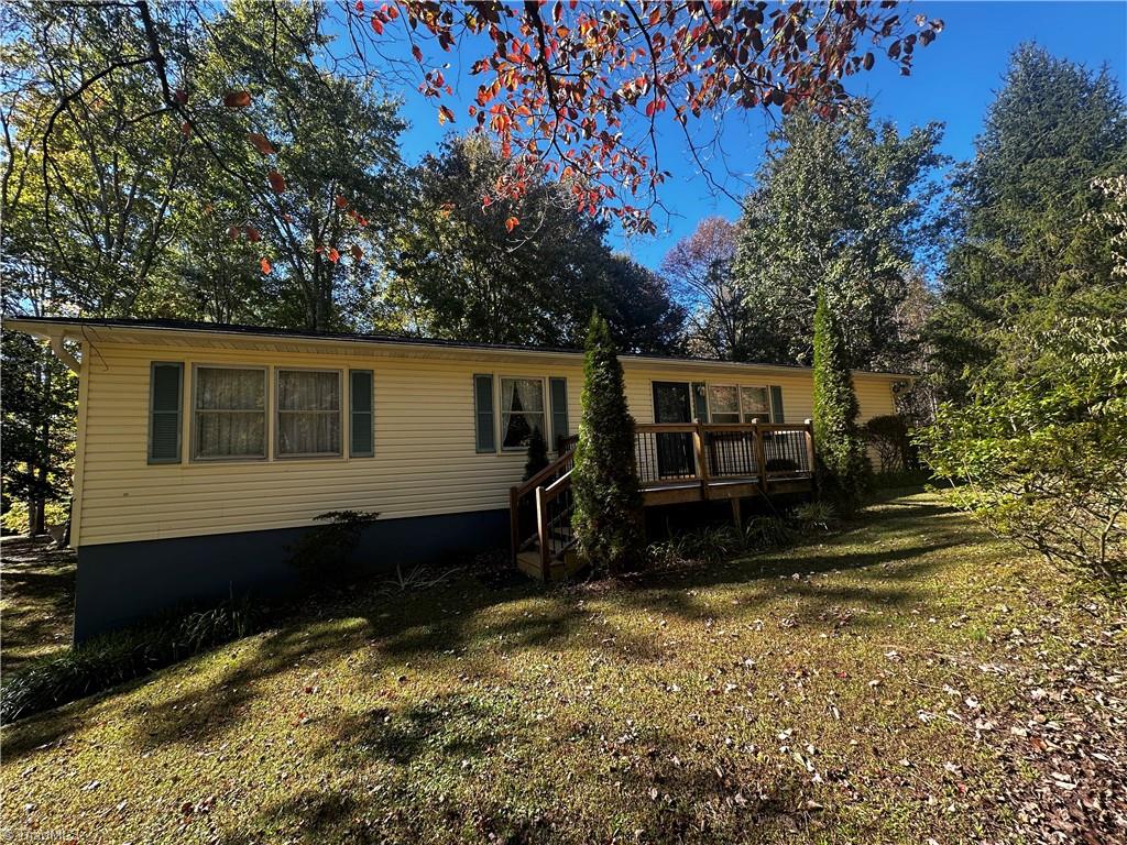 622 Moravian Mill Road Property Photo