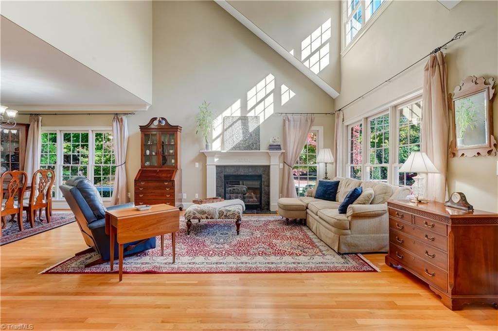 5911 Ballinger Road # D Property Photo 15