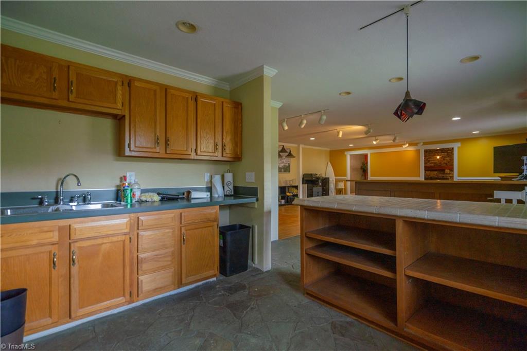10235 Nc Highway 8 Property Photo 7