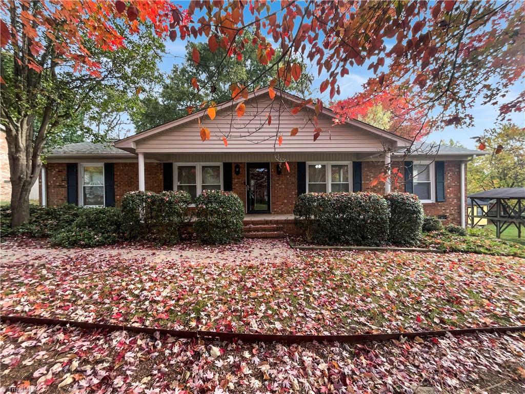 3611 Shagbark Drive Property Photo 1