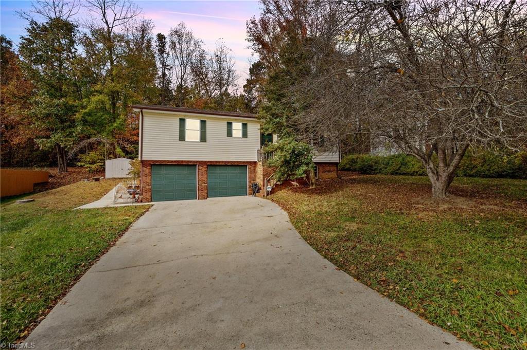 4906 Westhaven Lane Property Photo 1