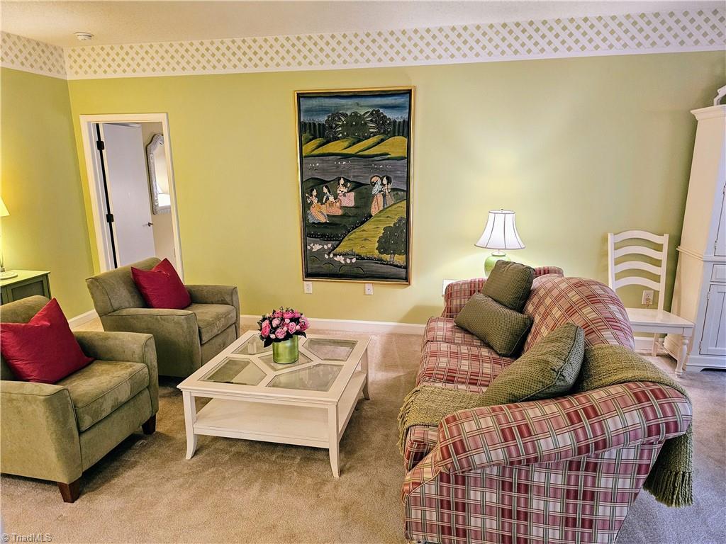 2328 Bermuda Village Drive Property Photo 6