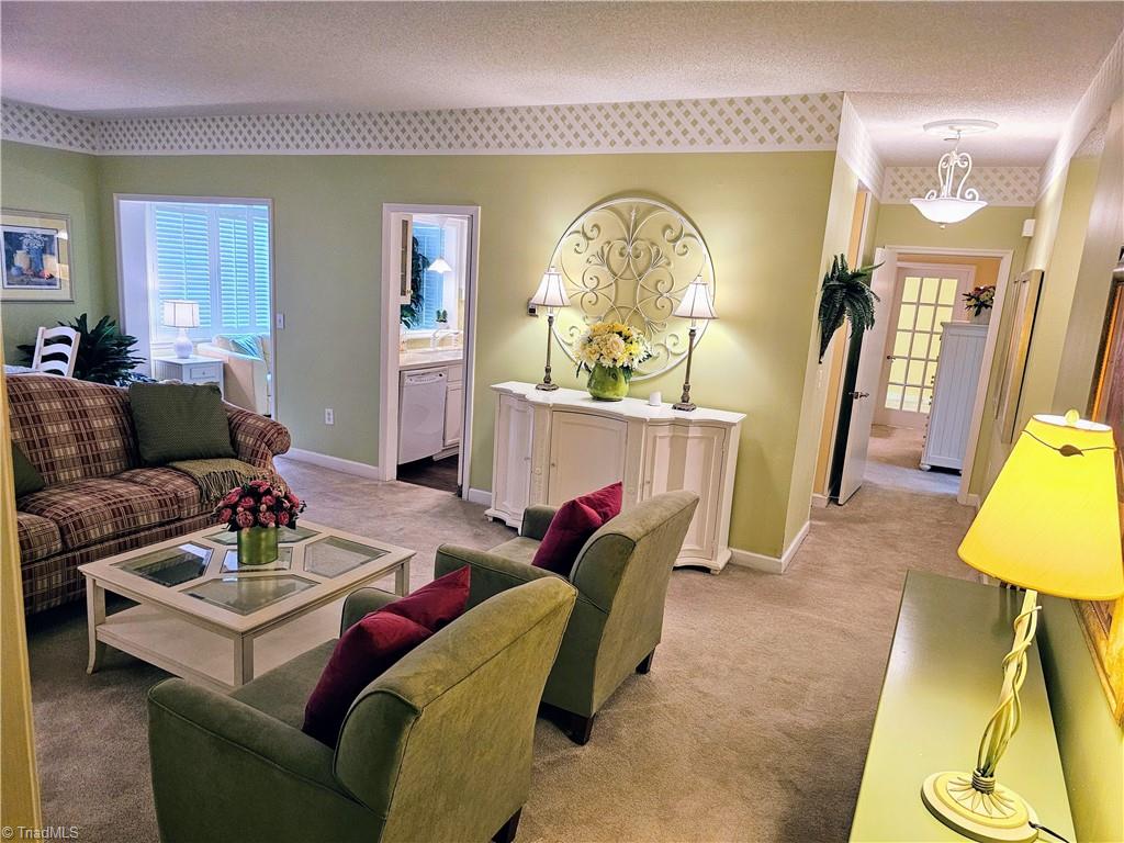 2328 Bermuda Village Drive Property Photo 7