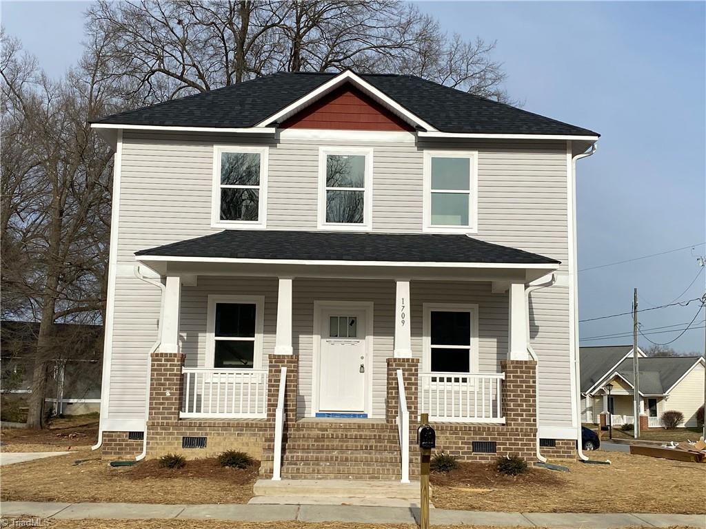 1709 Morning View Drive Property Photo