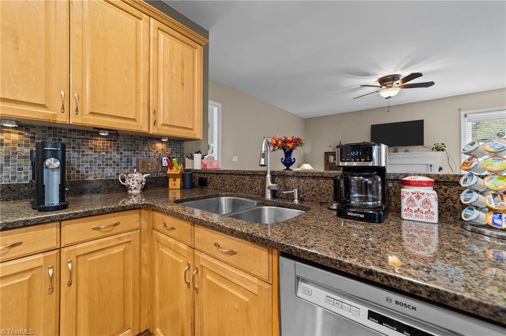 4 Chestnut Bluffs Court Property Photo 19