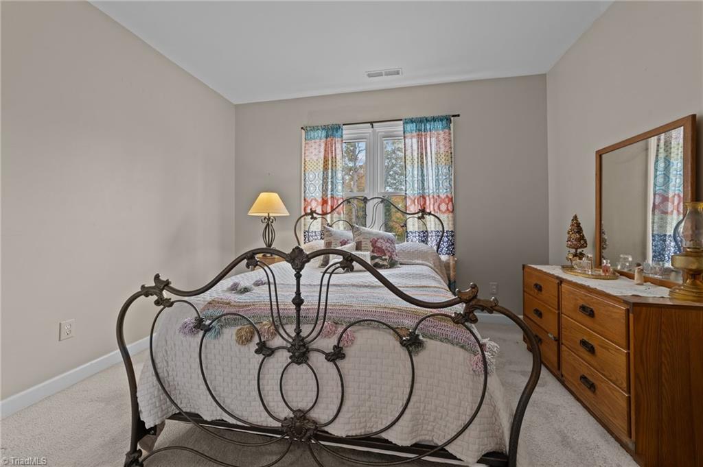 4 Chestnut Bluffs Court Property Photo 34