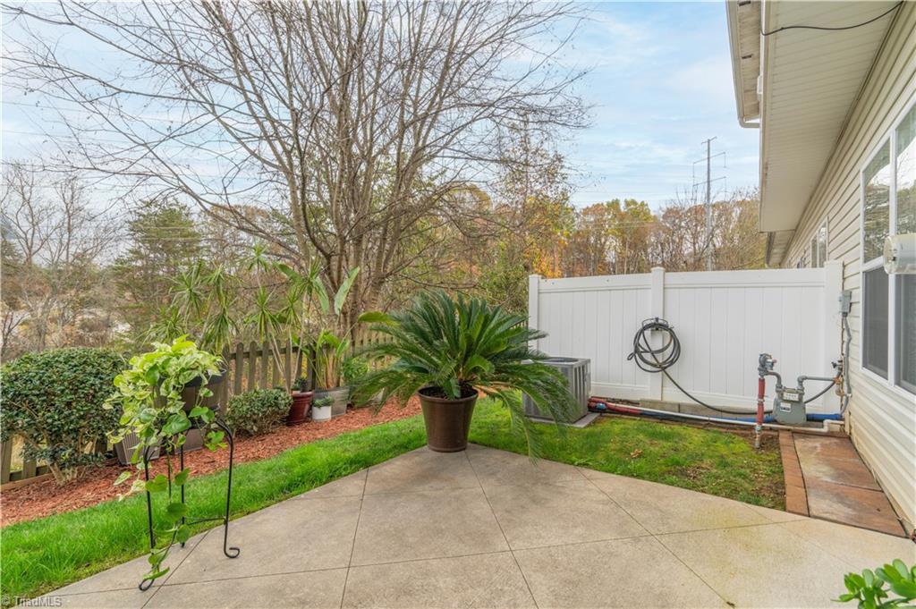 1948 Sentry Pointe Lane Property Photo 33