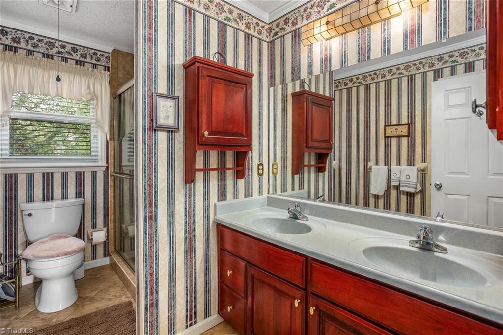 8016 Riverview Drive Property Photo 20