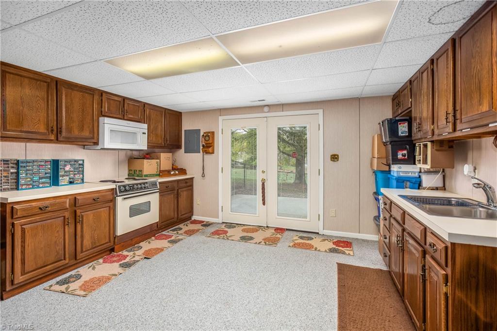 8016 Riverview Drive Property Photo 23