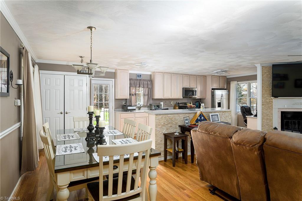 2110 Hauser Road Property Photo 16