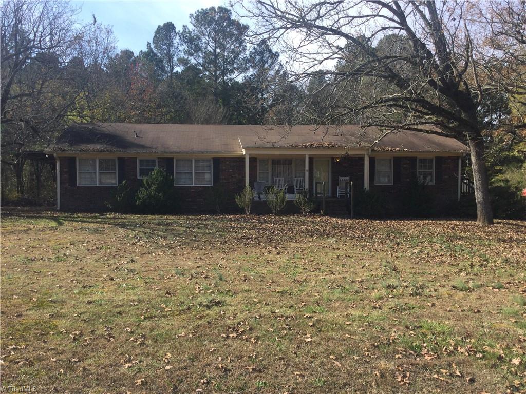 4713 Nc Highway 87 Property Photo 1