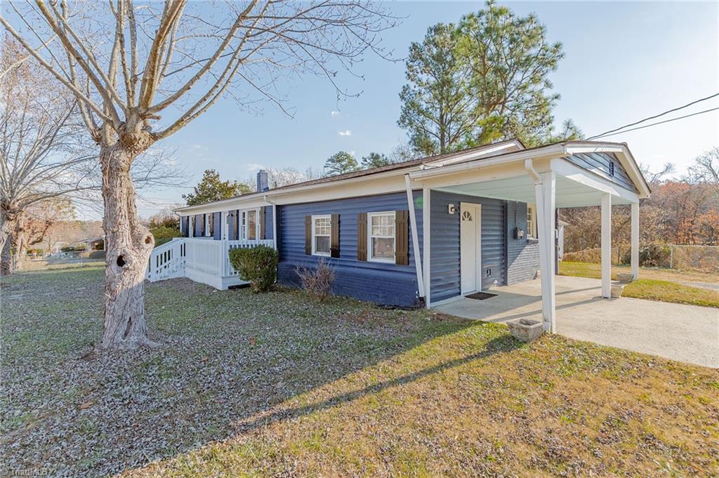 801 Bowerwood Drive Property Photo 3