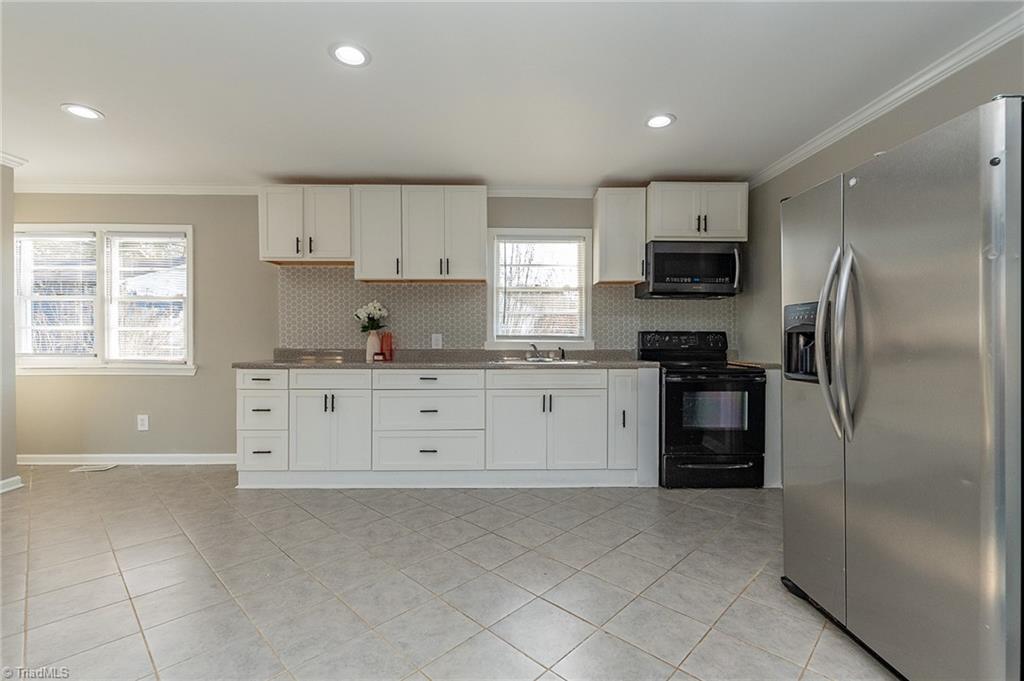 801 Bowerwood Drive Property Photo 11