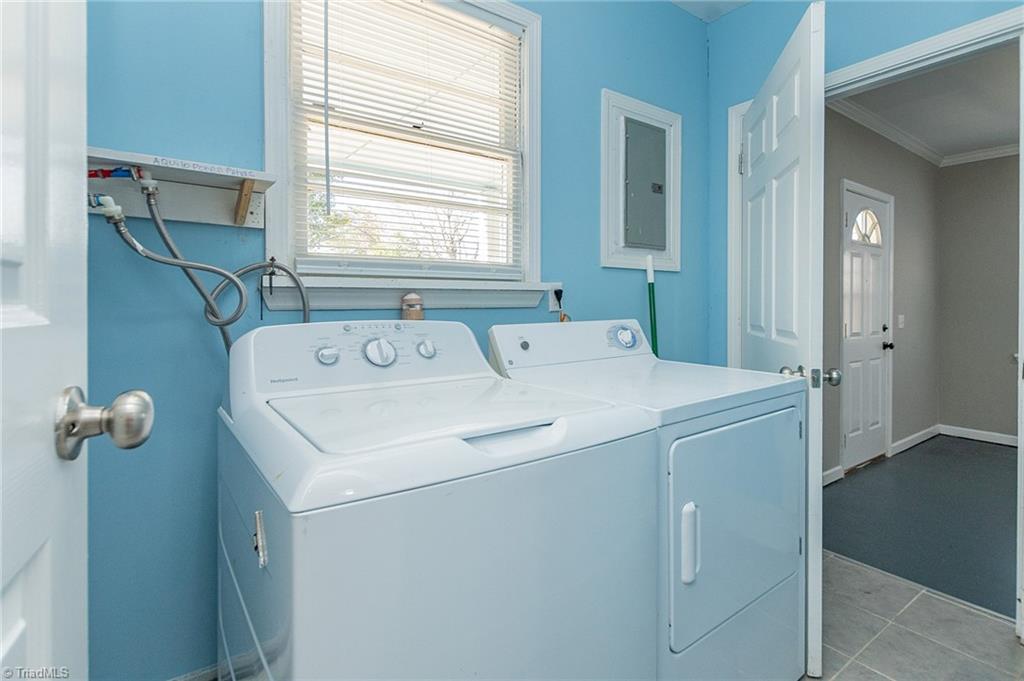 801 Bowerwood Drive Property Photo 16
