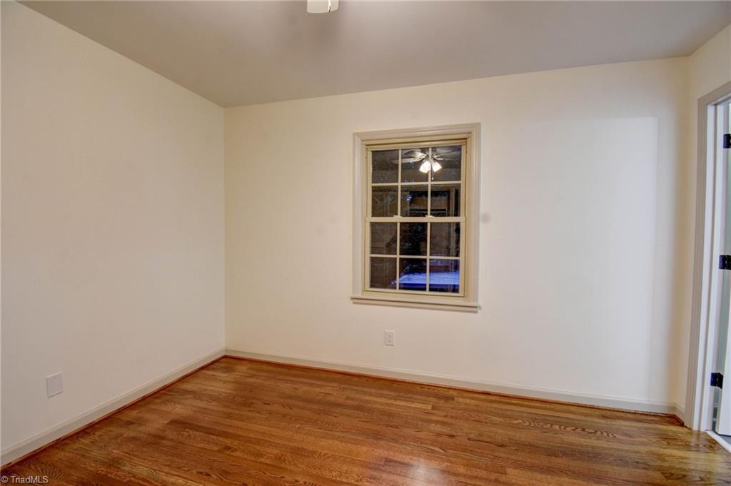 2616 Amherst Court Property Photo 32