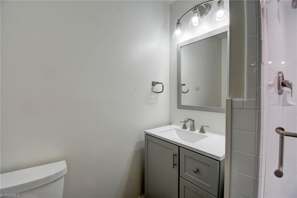 2616 Amherst Court Property Photo 35