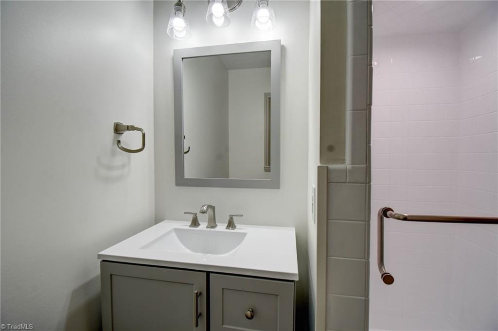 2616 Amherst Court Property Photo 37