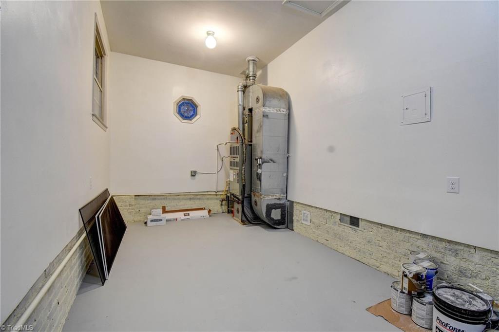 2616 Amherst Court Property Photo 44