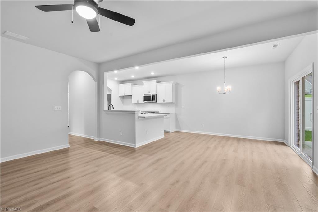 2094 Harris Farm Court Property Photo 5