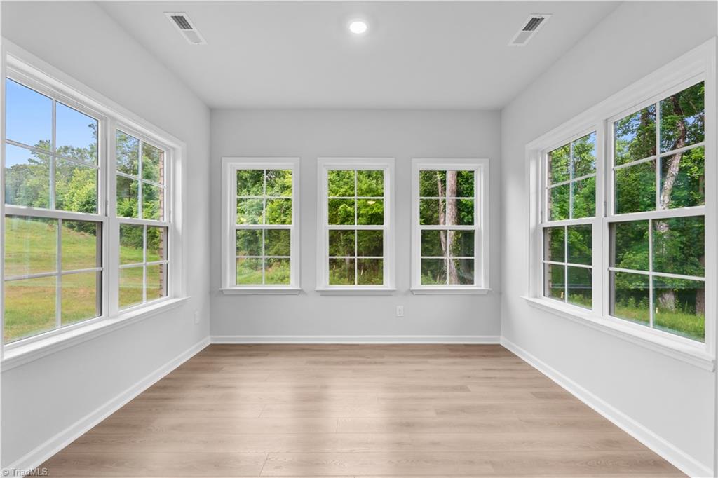 2094 Harris Farm Court Property Photo 7